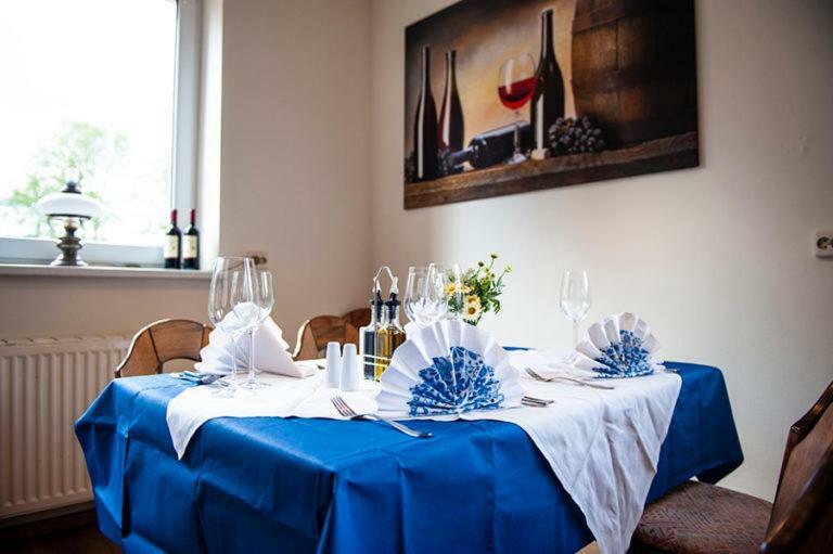 Gasthaus Zum Seestern Hotel Ravensbruck Bagian luar foto
